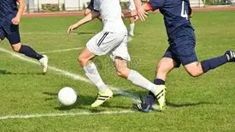 永恒之塔APL定制赛服联手SPAO引爆潮流，电竞时尚跨界首秀引关注